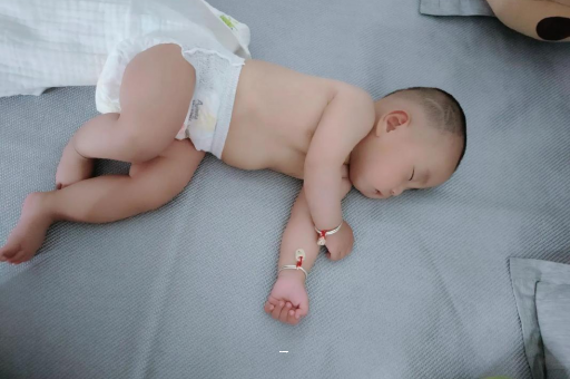 桐城孕妇肚脐周围发青
